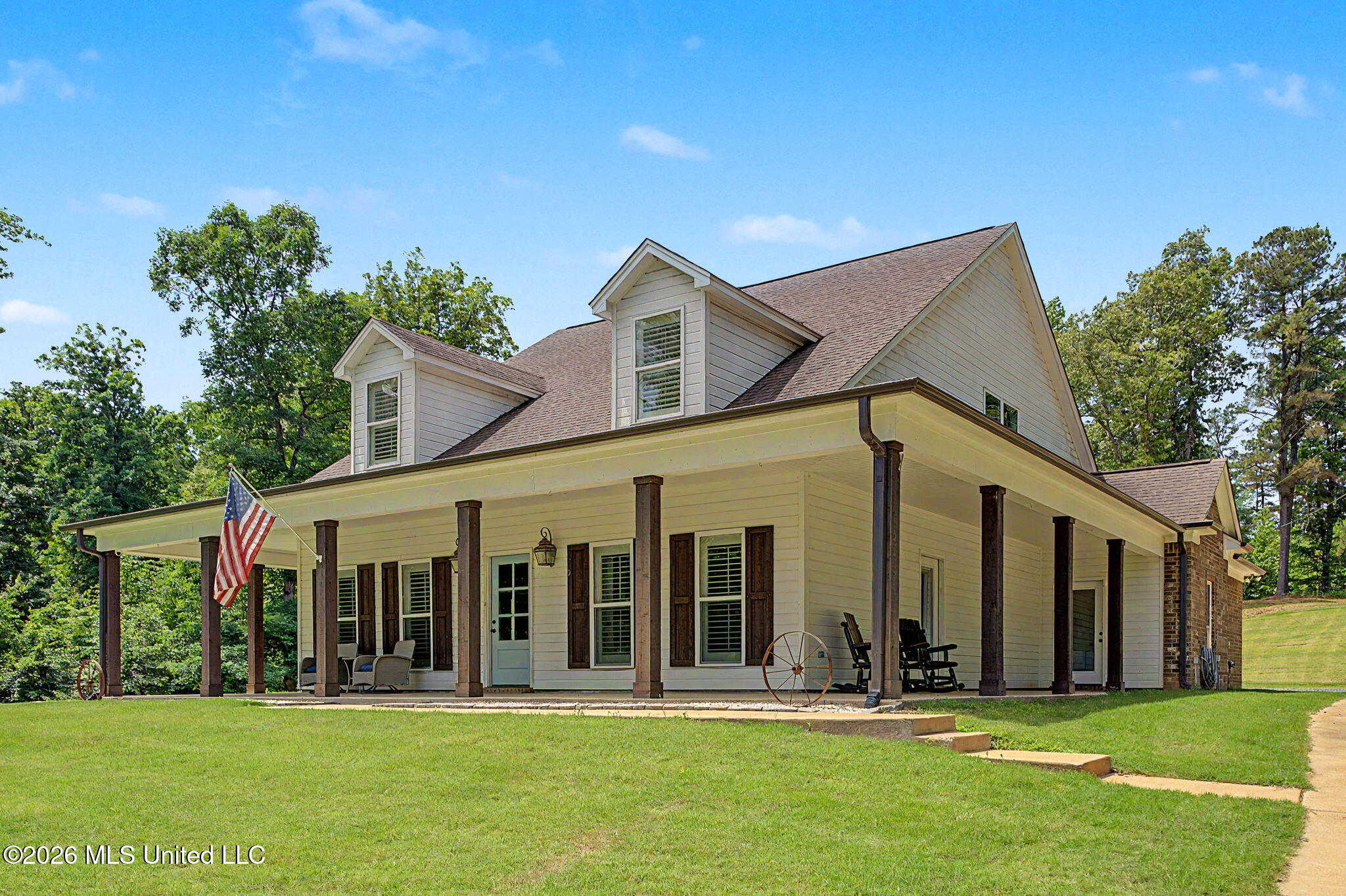 5665 McIngvale Road Hernando, MS 38632 - Photo 2 of 48 2-web-or-mls-5665 McIngvale Rd-1