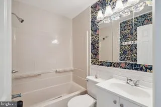 $299,900 | 273 Summit House, Unit 273, West Chester, PA 19382