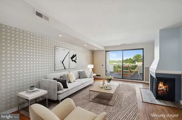 $299,900 | 273 Summit House, Unit 273, West Chester, PA 19382