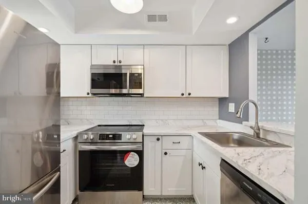 $299,900 | 273 Summit House, Unit 273, West Chester, PA 19382