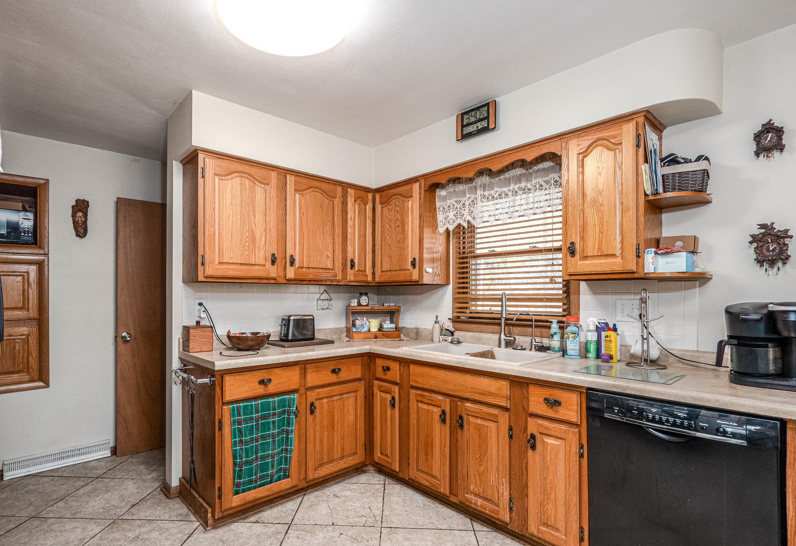 2807 Carmac Road Rockford, IL 61101 - Photo 9 of 24