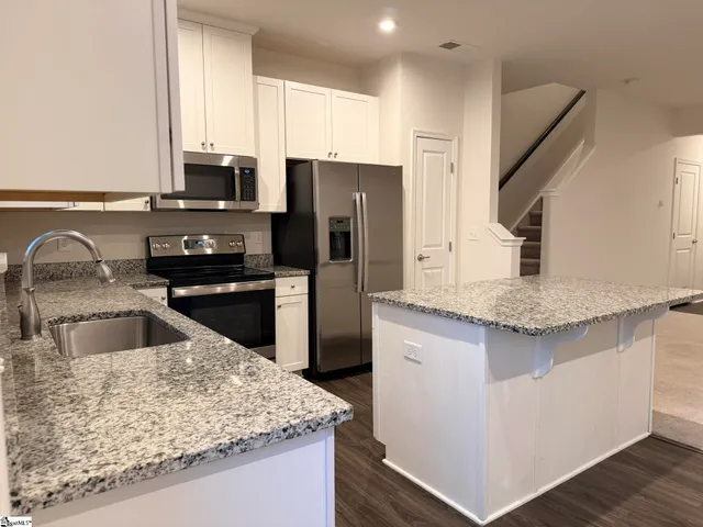 $245,000 | 7 Country Dale Drive, Greer, SC 29650