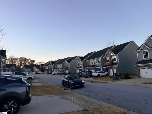 $245,000 | 7 Country Dale Drive, Greer, SC 29650