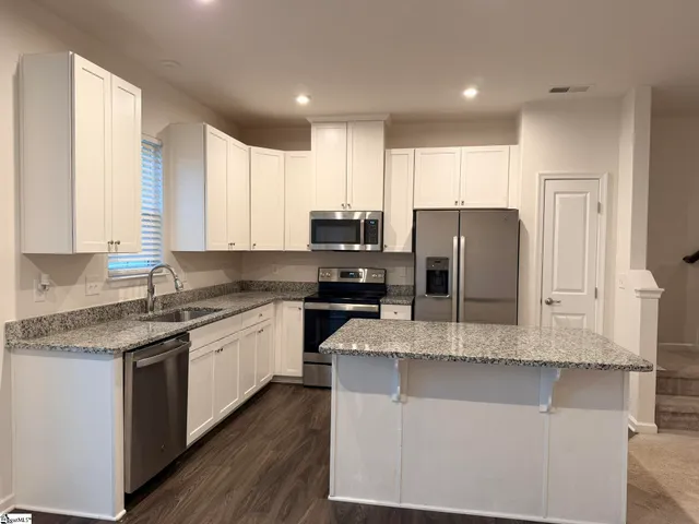 $245,000 | 7 Country Dale Drive, Greer, SC 29650