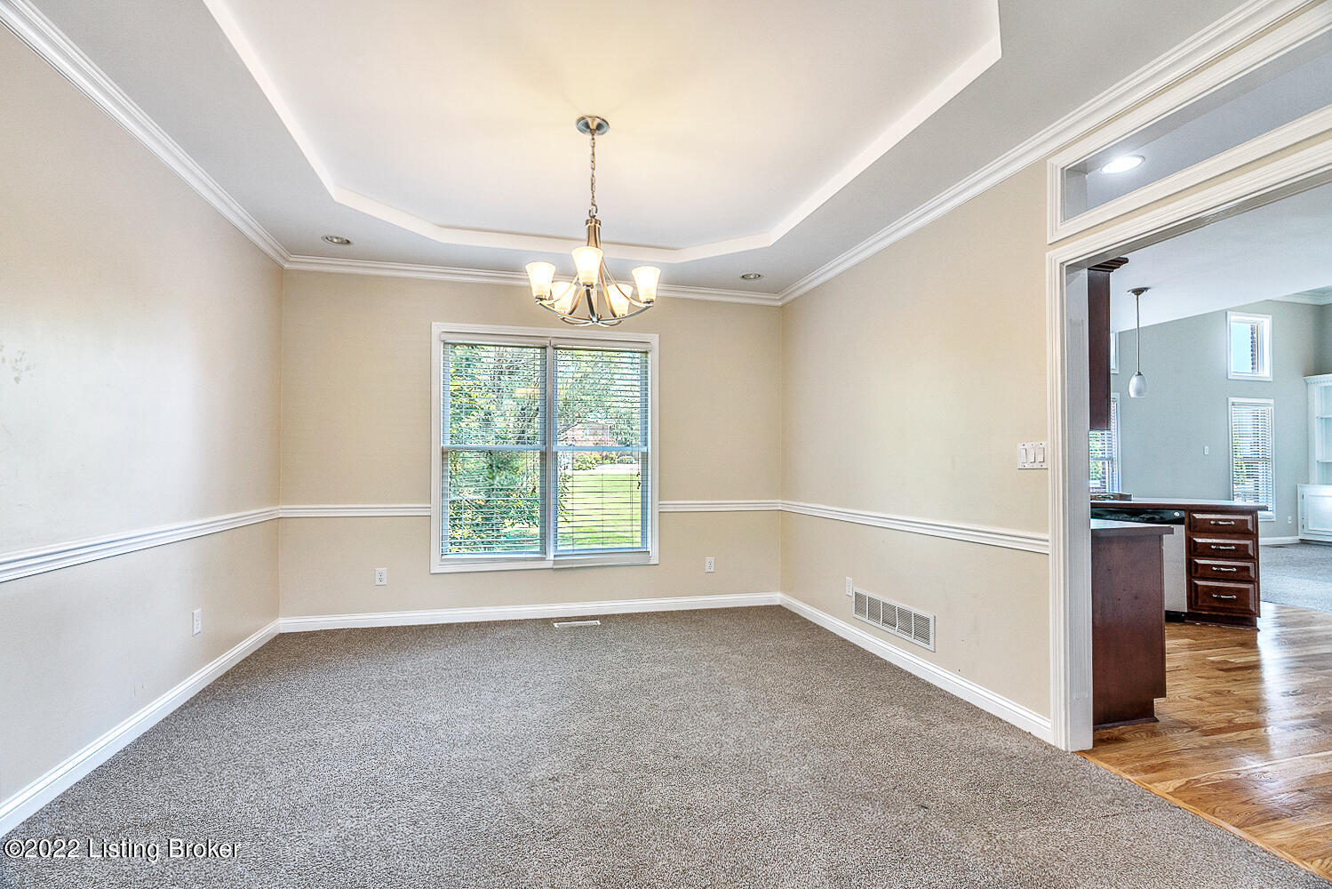 14013 Spring Mill Road Louisville, KY 40245 - Photo 8 of 52 008-14013-8