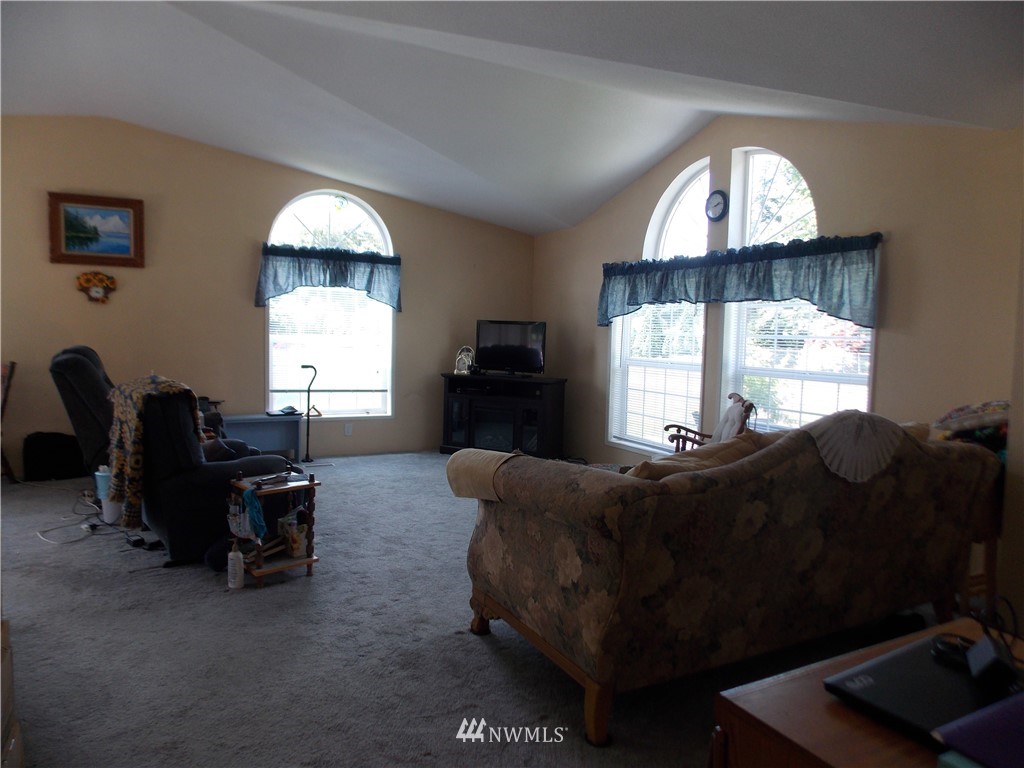 107 Damron Road Mossyrock, WA 98564 - Photo 4 of 17 Gallery Image 4