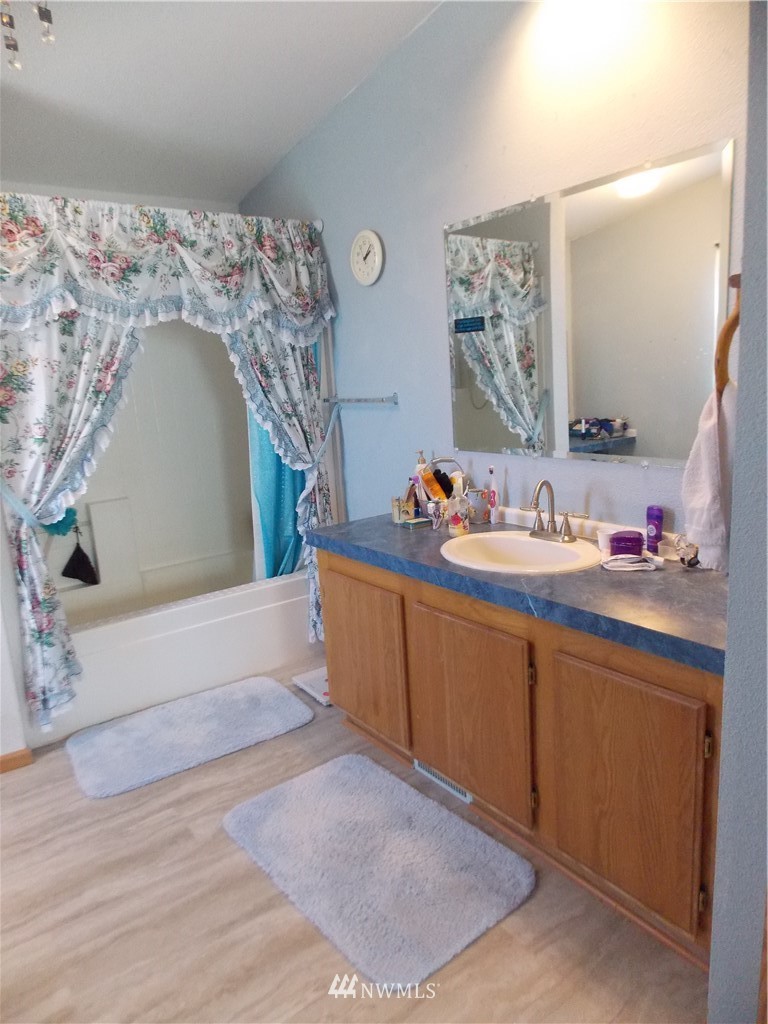 107 Damron Road Mossyrock, WA 98564 - Photo 9 of 17 Gallery Image 9