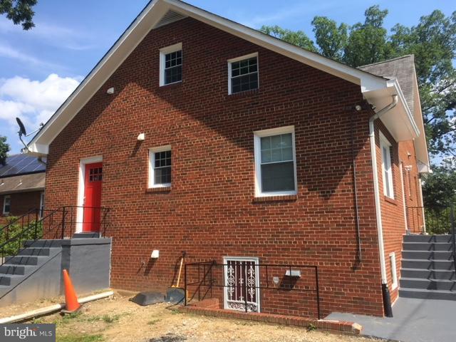 4909 St Barnabas Road Temple Hills, MD 20748 - Photo 2 of 30 Exterior (Rear)