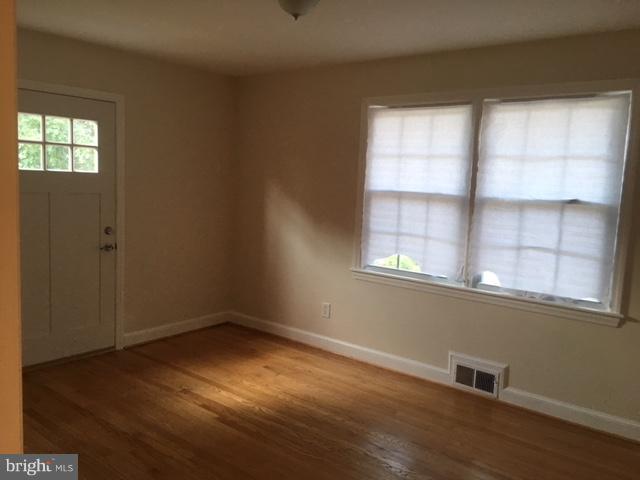 4909 St Barnabas Road Temple Hills, MD 20748 - Photo 20 of 30 Bedroom