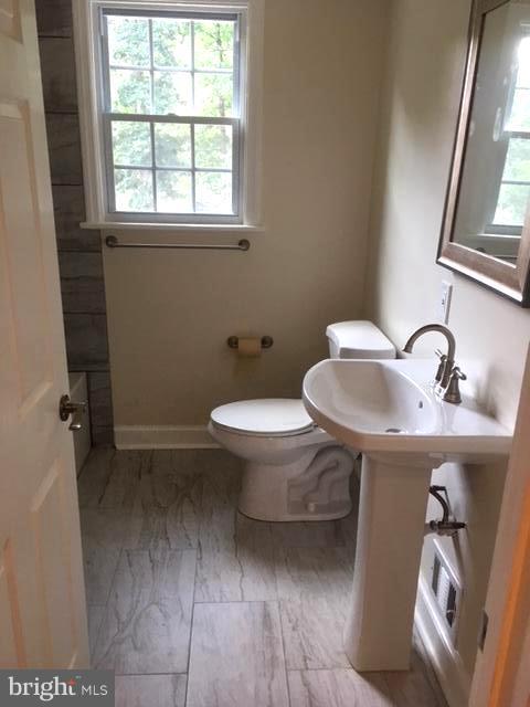 4909 St Barnabas Road Temple Hills, MD 20748 - Photo 22 of 30 Bath