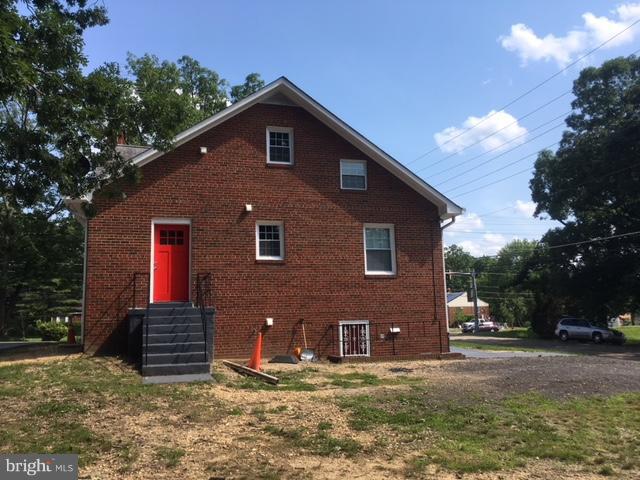 4909 St Barnabas Road Temple Hills, MD 20748 - Photo 6 of 30 Exterior (Rear)
