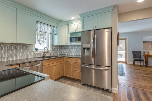 $550,000 | 141 Chase Way, Manchester, NH 03104