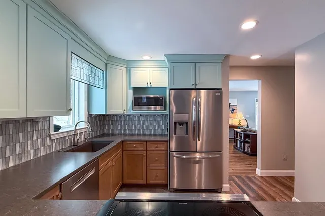 $550,000 | 141 Chase Way, Manchester, NH 03104