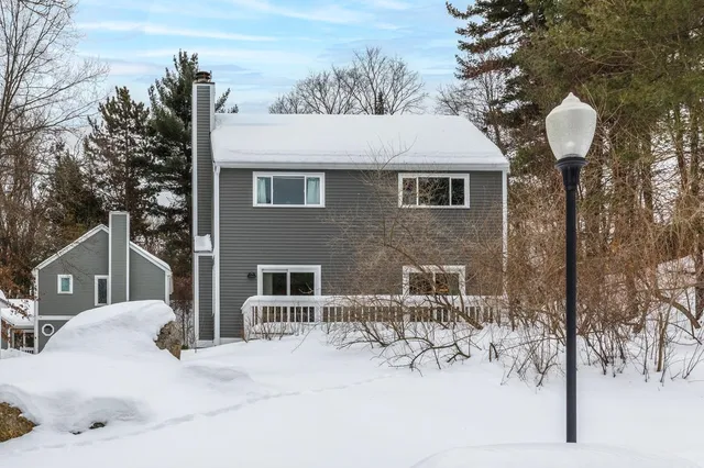 $550,000 | 141 Chase Way, Manchester, NH 03104