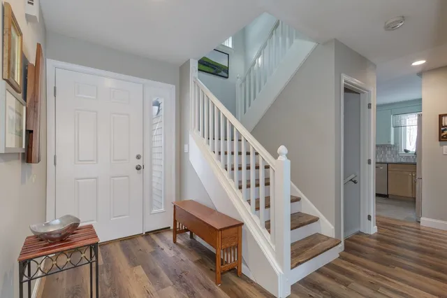 $550,000 | 141 Chase Way, Manchester, NH 03104