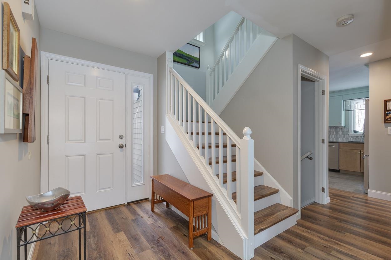 141 Chase Way Manchester, NH 03104 - Photo 6 of 51