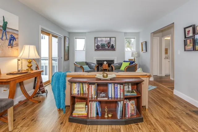 $550,000 | 141 Chase Way, Manchester, NH 03104