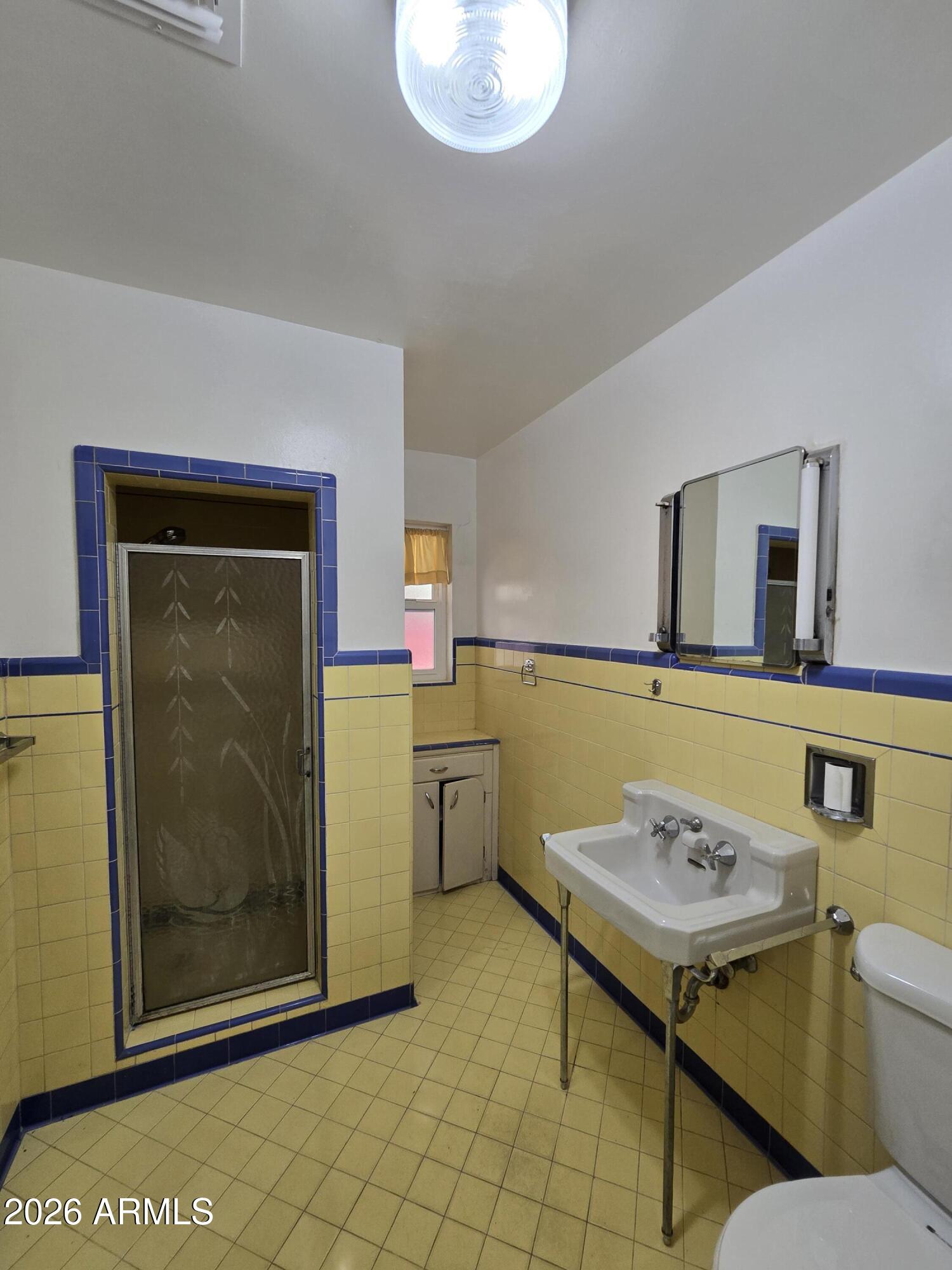 1307 West Thomas Road Phoenix, AZ 85007 - Photo 12 of 20 12