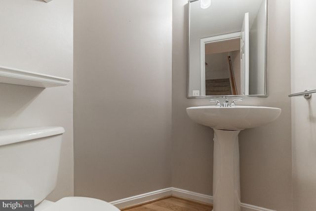 $780,000 | 5126 Knapp Place, Alexandria, VA 22304