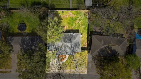 $299,000 | 9522 Hammerly Boulevard, Houston, TX 77080