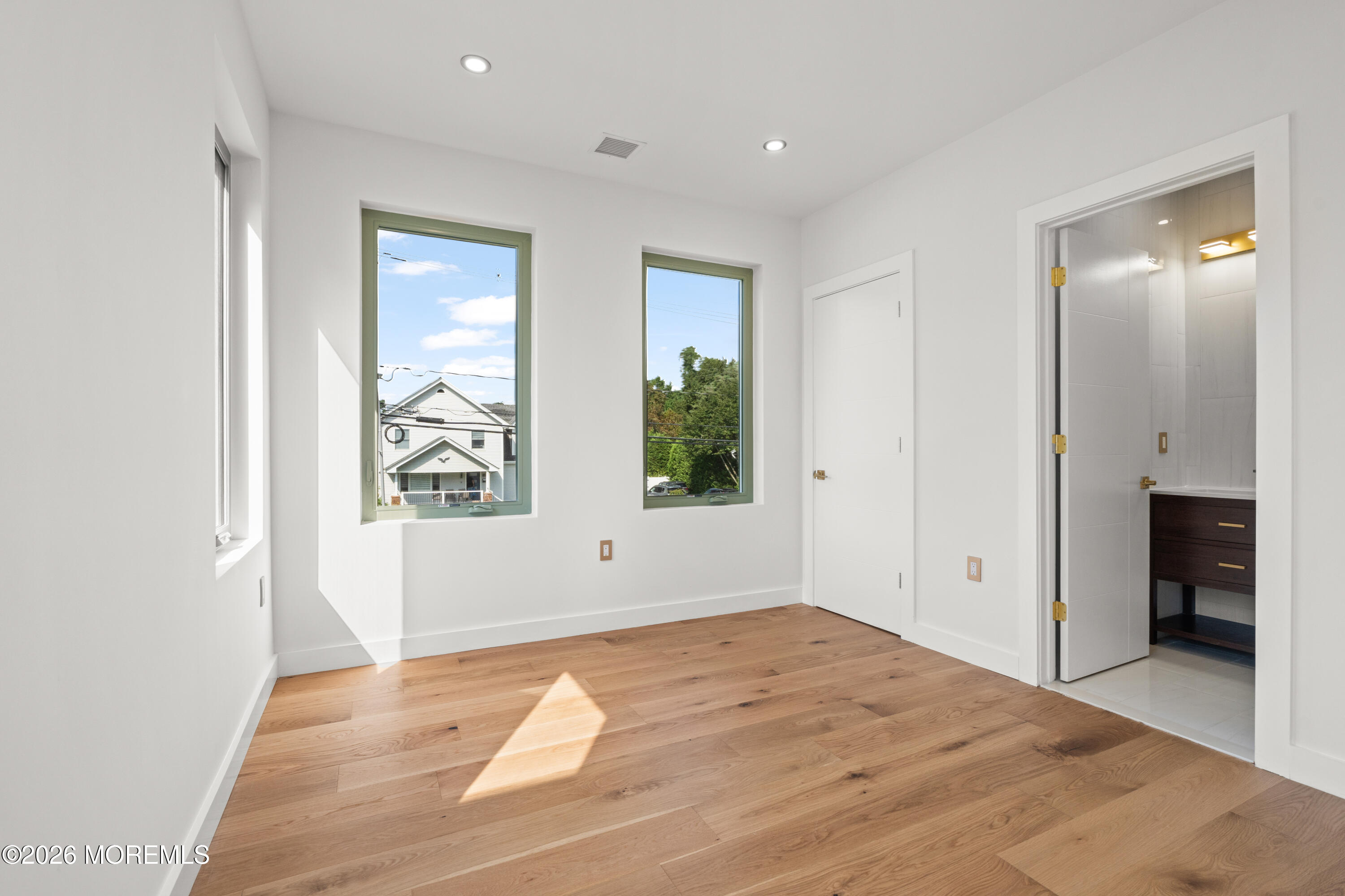 390 Monmouth Road West Long Branch, NJ 07764 - Photo 93 of 120 073