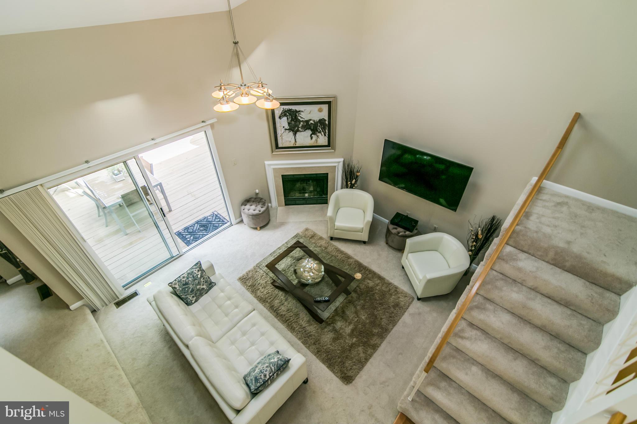 1327 Wedgewood Manor Way Reston, VA 20194 - Photo 12 of 29 Family Room