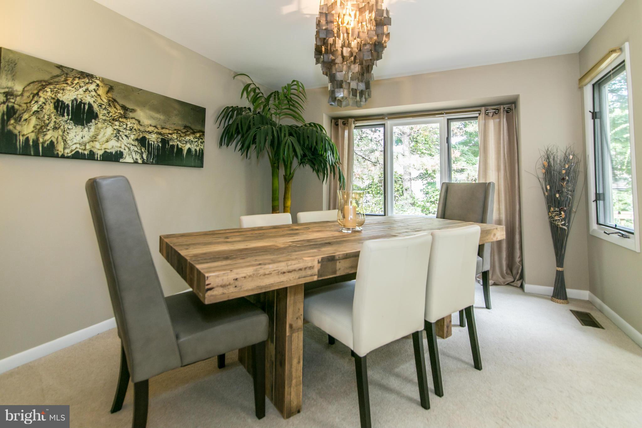 1327 Wedgewood Manor Way Reston, VA 20194 - Photo 14 of 29 Dining Room