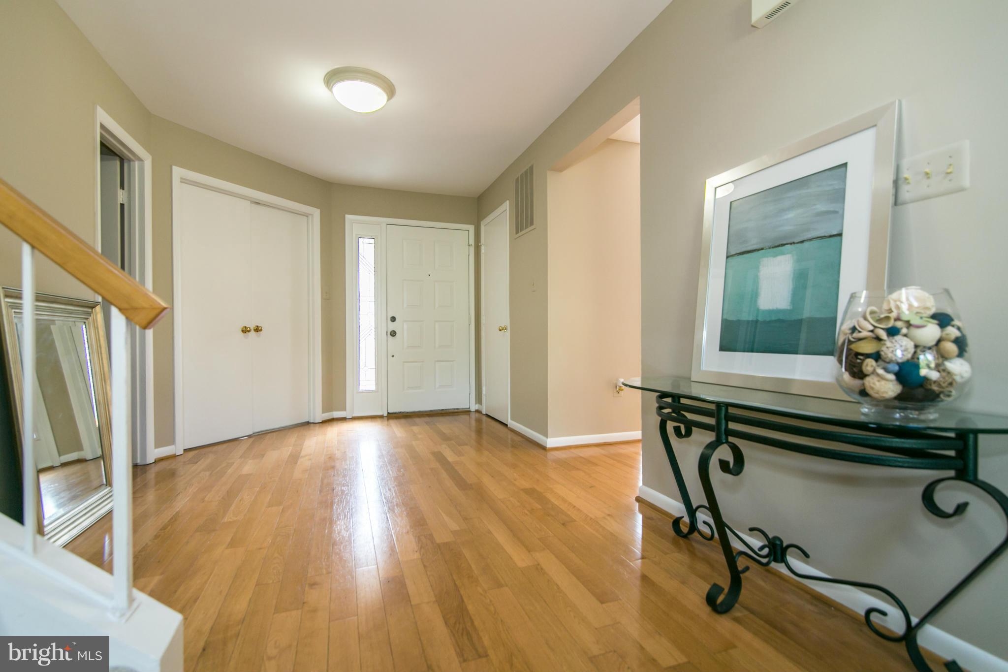 1327 Wedgewood Manor Way Reston, VA 20194 - Photo 3 of 29 Interior (General)