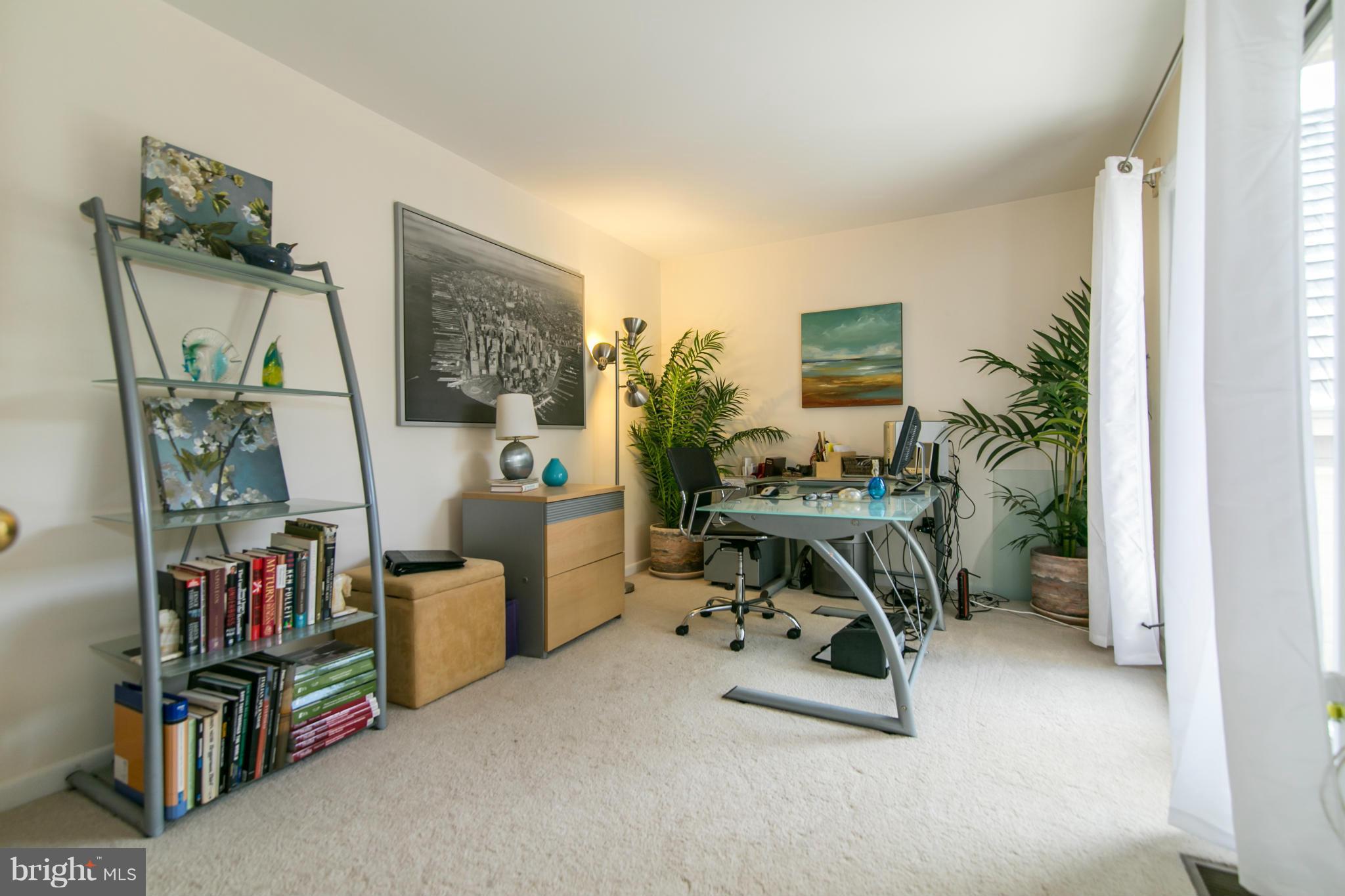 1327 Wedgewood Manor Way Reston, VA 20194 - Photo 5 of 29 Study