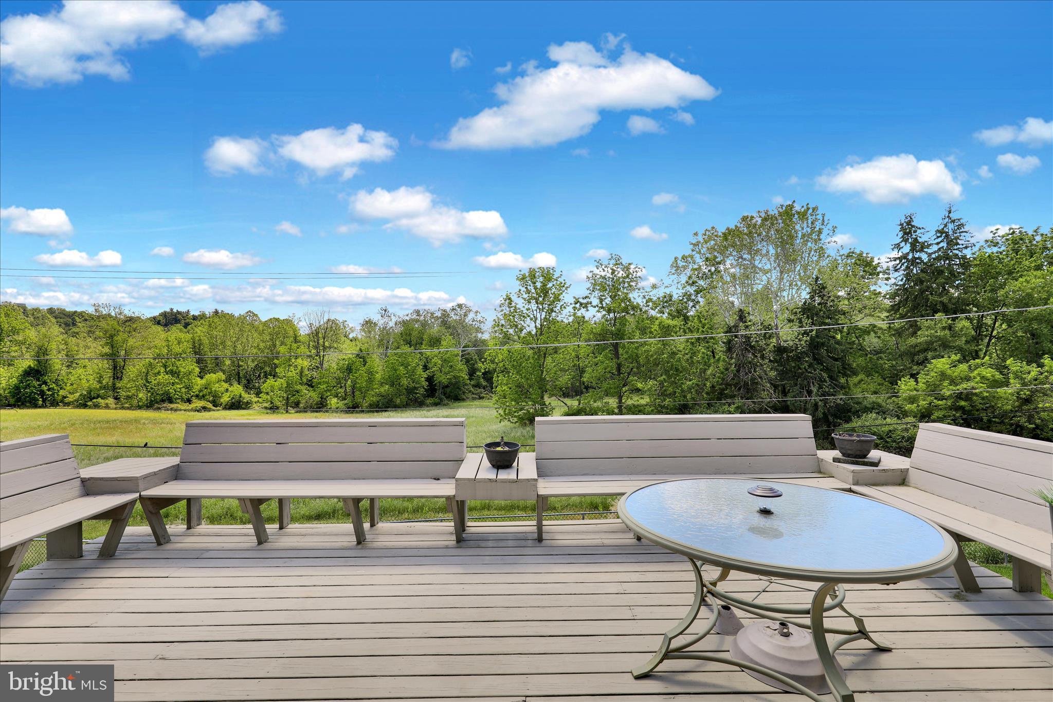 1620 Commonwealth Boulevard Reading, PA 19607 - Photo 45 of 55 Upper level Deck