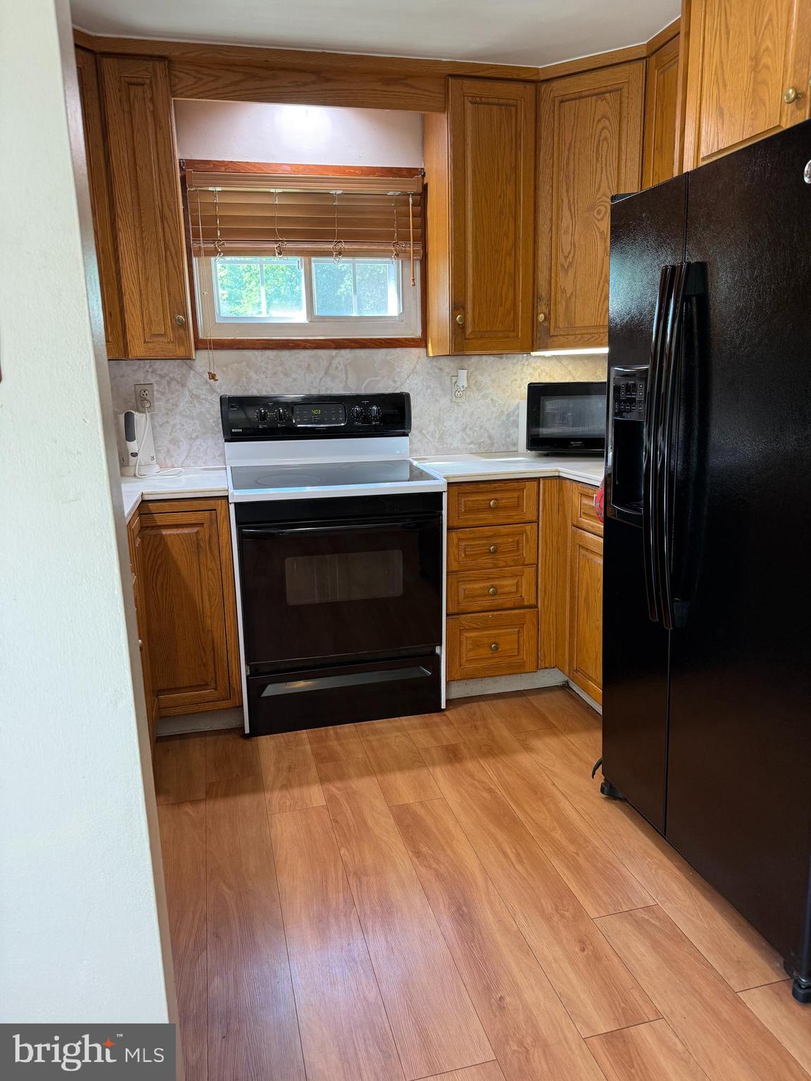 33 Rampart East Media, PA 19063 - Photo 2 of 9 kitchen
