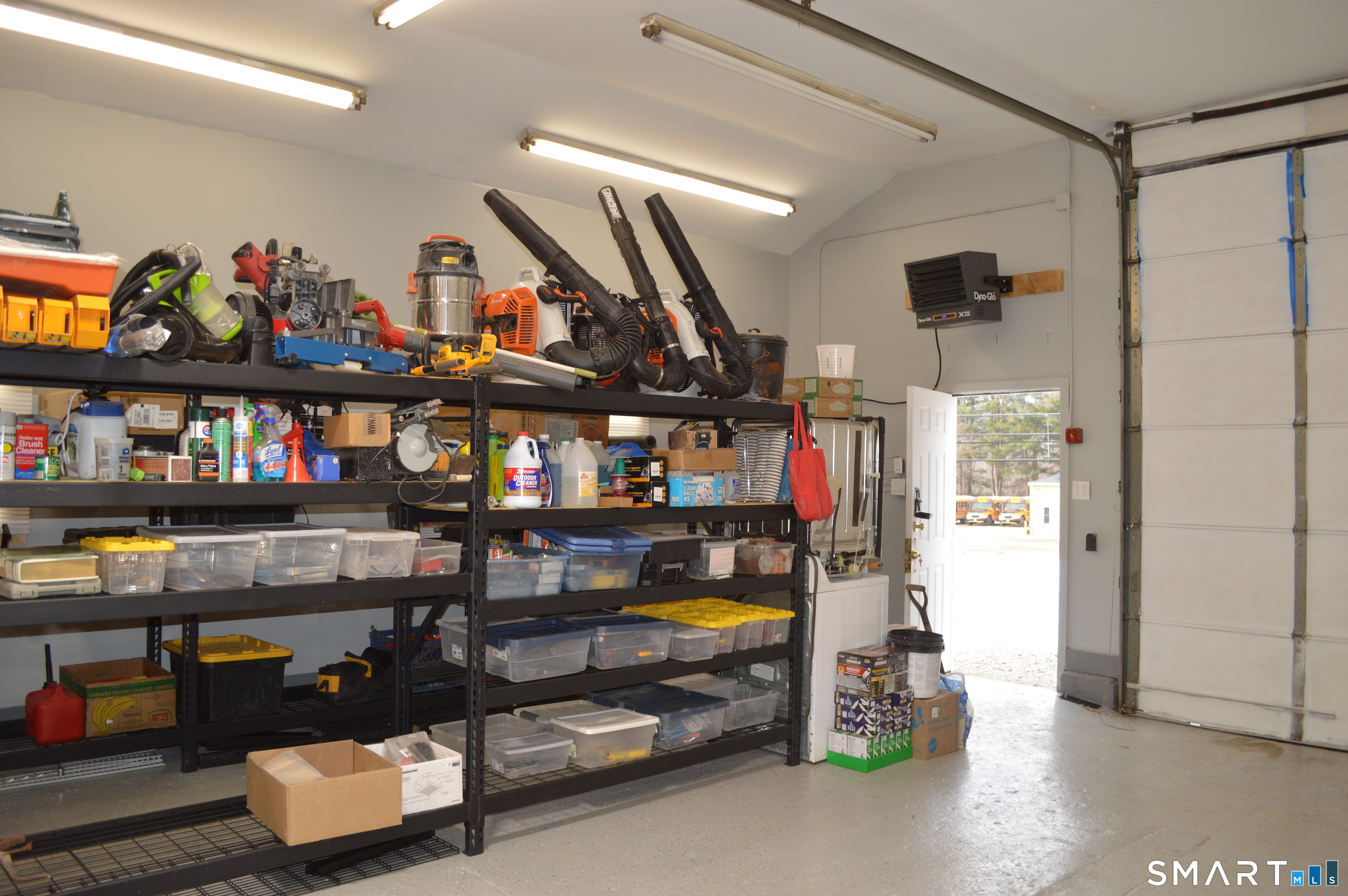 1728 Stafford Road Mansfield, CT 06268 - Photo 5 of 37