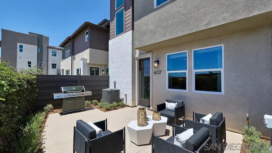 326 Beaker Road San Marcos, CA 92078 - Photo 3 of 15 Gallery Image 3