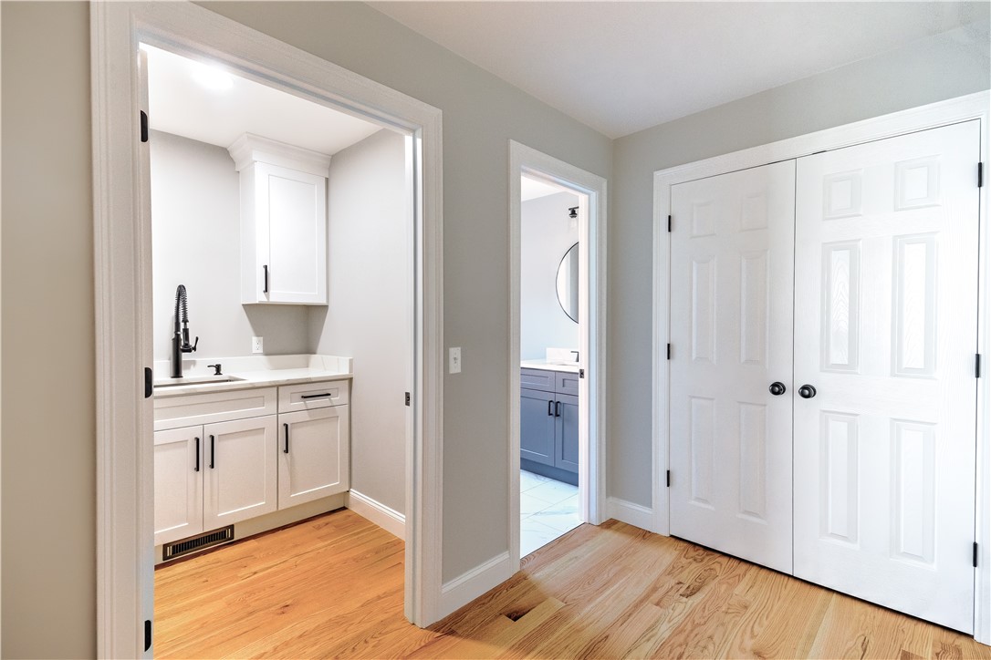 188 St Louis Avenue Woonsocket, RI 02895 - Photo 14 of 32