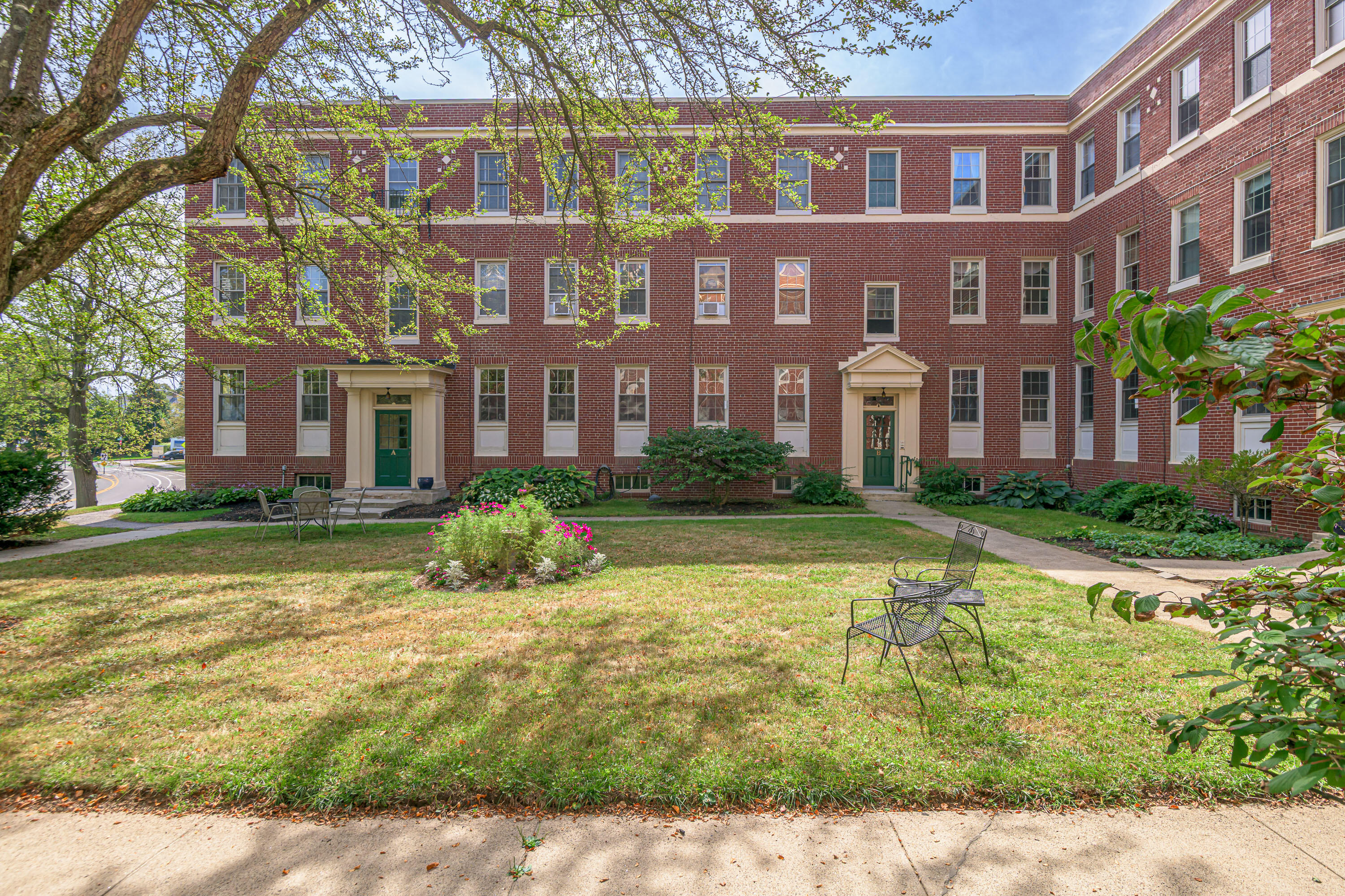 290 Baxter Boulevard, Unit B1 Portland, ME 04101 - Photo 40 of 49 11_290 Baxter Blvd_B1_MorneauStudios_Pri