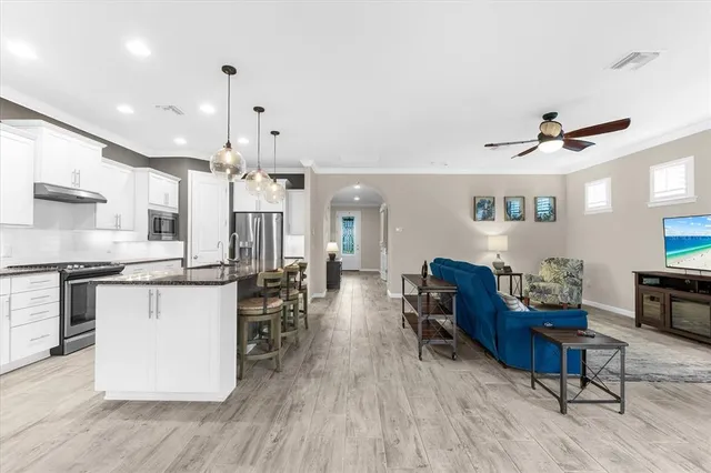 $649,000 | 17210 Seaford Way, Lakewood Ranch, FL 34202