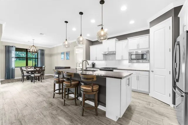 $649,000 | 17210 Seaford Way, Lakewood Ranch, FL 34202