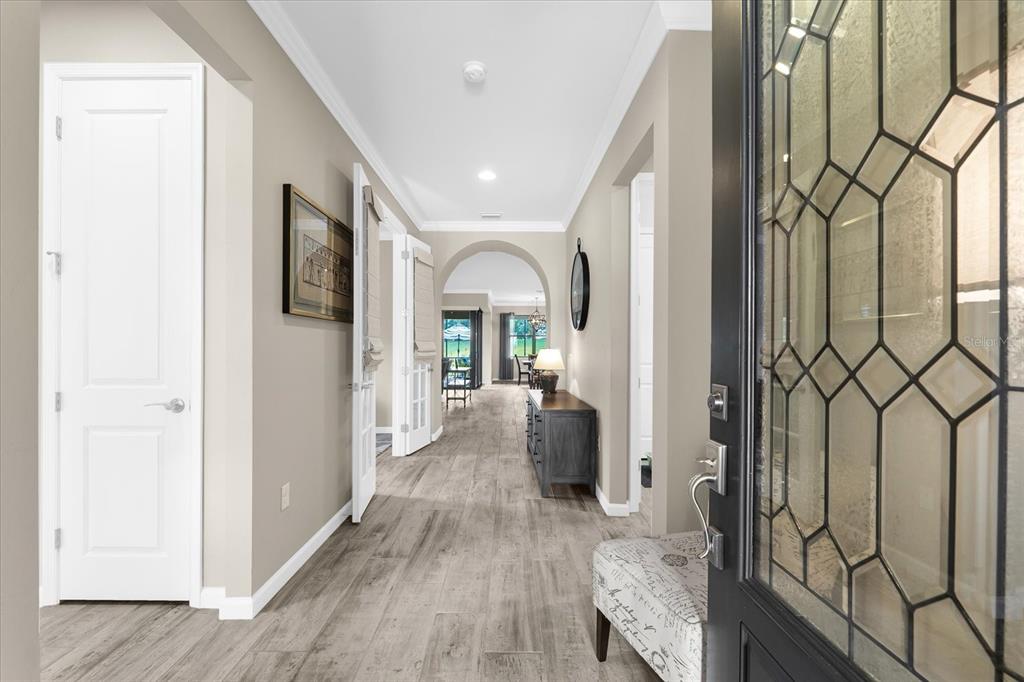 17210 Seaford Way Lakewood Ranch, FL 34202 - Photo 3 of 95