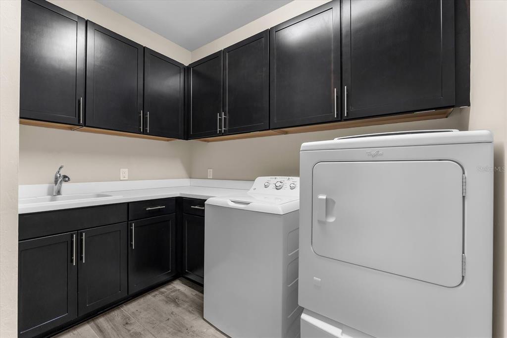 17210 Seaford Way Lakewood Ranch, FL 34202 - Photo 32 of 95