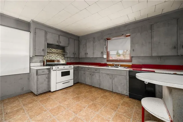 $79,900 | 1905 Ruth Ford Drive, Lecompte, LA 71346