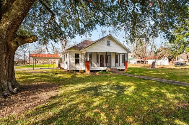 $79,900 | 1905 Ruth Ford Drive, Lecompte, LA 71346