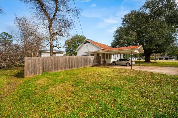 $74,900 | 1905 Ruth Ford Drive, Lecompte, LA 71346