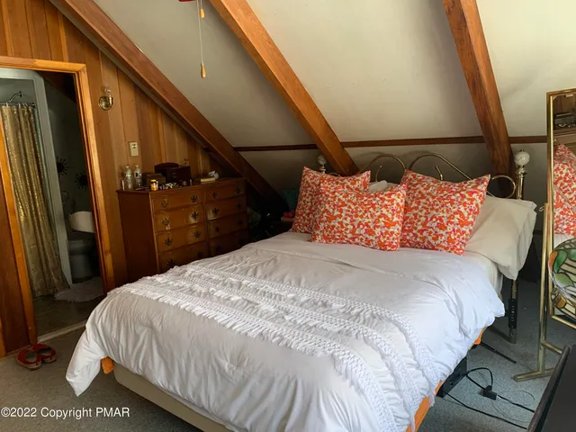 $325,000 | 218 Cherry Lane, Albrightsville, PA 18210