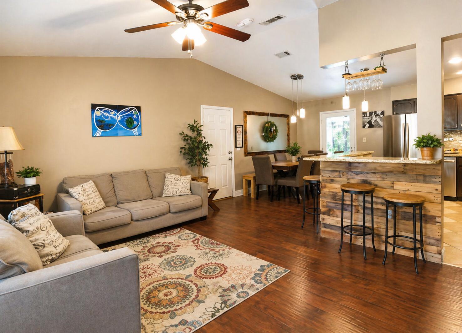 969 Dixie Street Crestview, FL 32536 - Photo 5 of 9 Comfortable Living Space for Relaxing