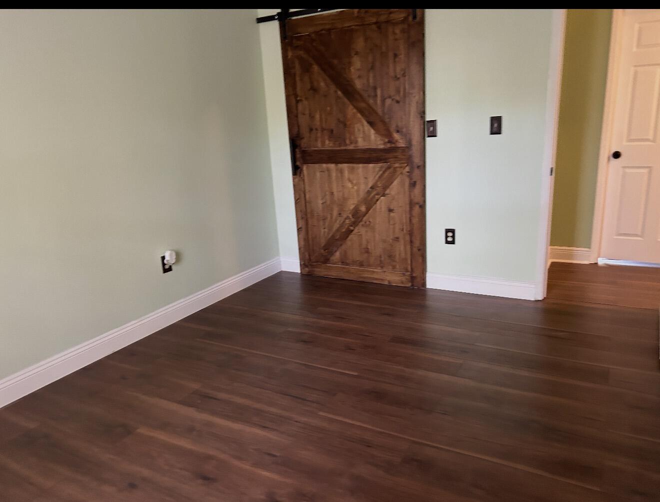 969 Dixie Street Crestview, FL 32536 - Photo 5 of 12 Stylish Barn Door