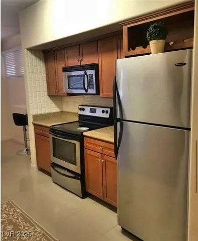 $1,299 | 4400 South Jones Boulevard, Unit 1003, Las Vegas, NV 89103