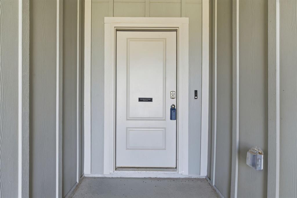 709 Primrose Lane Pilot Point, TX 76258 - Photo 4 of 35 Doorway to property