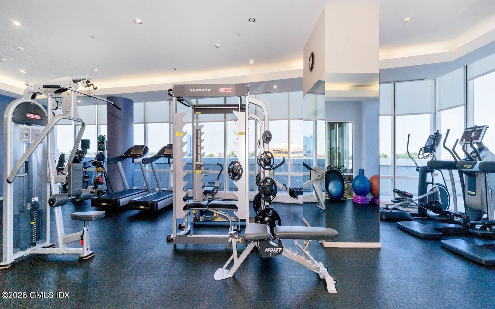1 Broad Street, Unit PH31F Stamford, CT 06901 - Photo 11 of 13 a view of a room with gym equipment