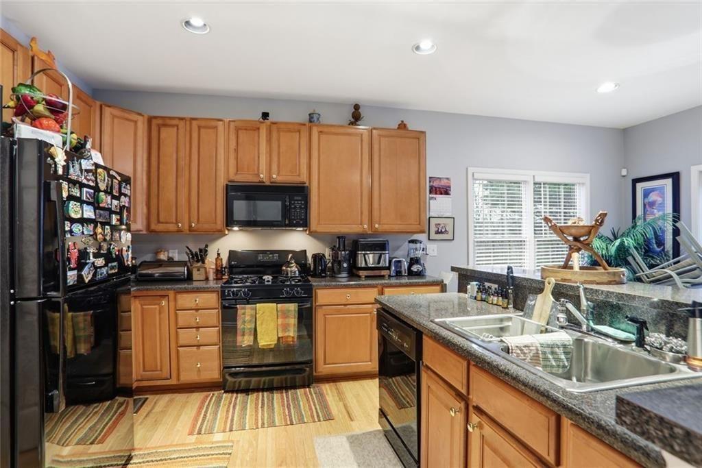 632 Grande View Stone Mountain, GA 30087 - Photo 12 of 46