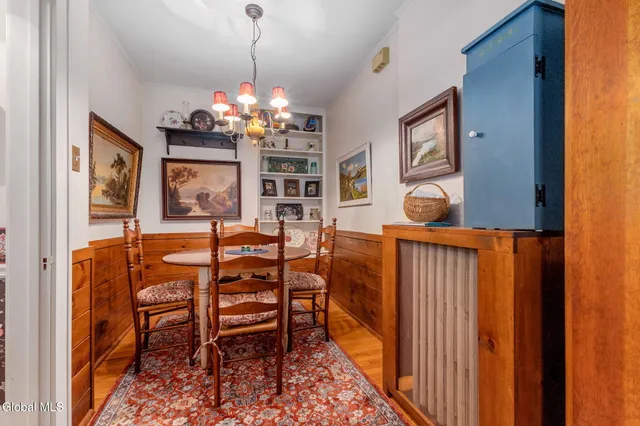 $679,900 | 2131 Grand Boulevard, Niskayuna, NY 12309